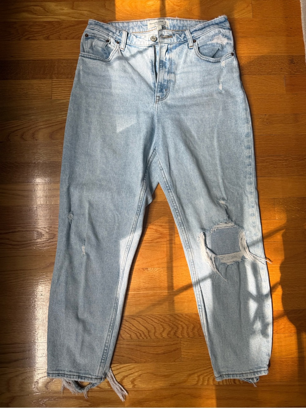 Abercrombie curve love high rise The Mom Jean
